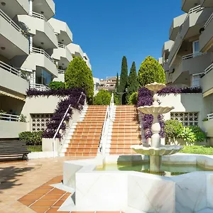 https://malagadevacaciones-la-carihuela.hotelsinnerja.org
